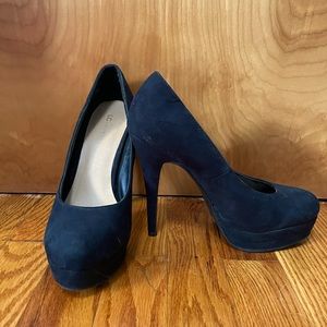 Lauren Conrad Size 7 Black Heels